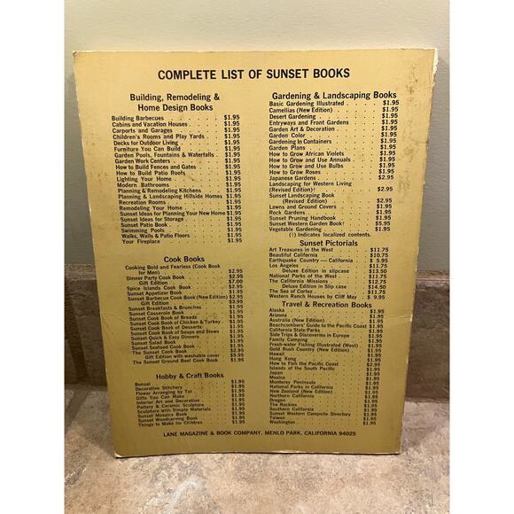 Sunset Flower Arranging by Tat 1968 JAPANESE FLORAL ARRANGMENT Vintage Book PB - Picture 2 of 9